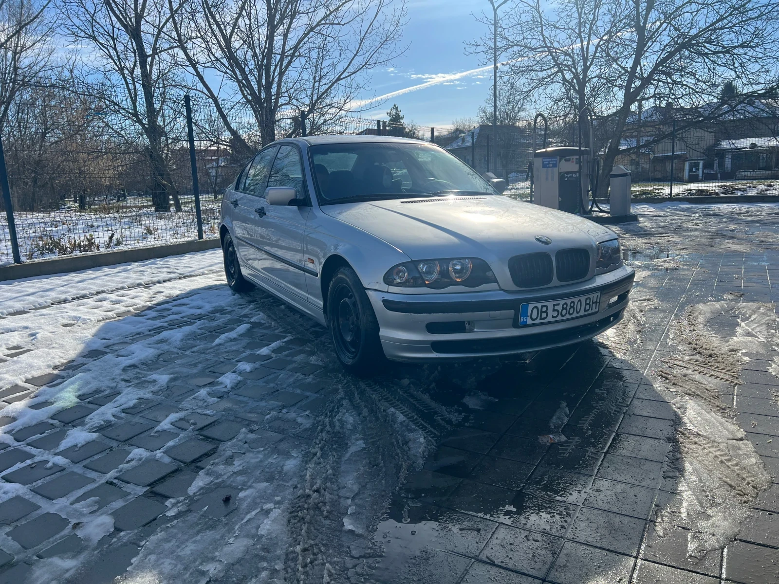 BMW 320, снимка 1