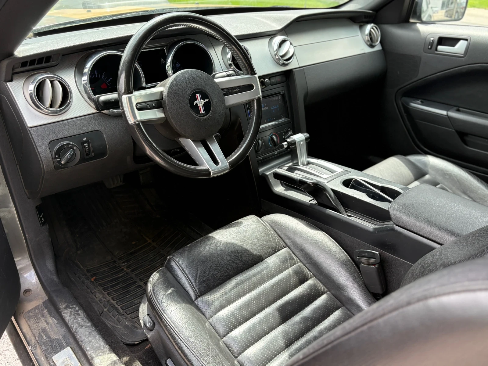 Ford Mustang 4.0i v6 - изображение 6