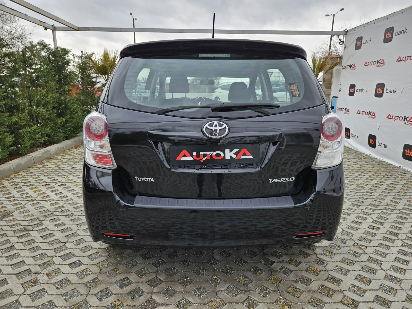 Toyota Verso 2.0D4d-126кс= ПАНОРАМА= 6СКОРОСТИ= АВТОПИЛОТ - изображение 4