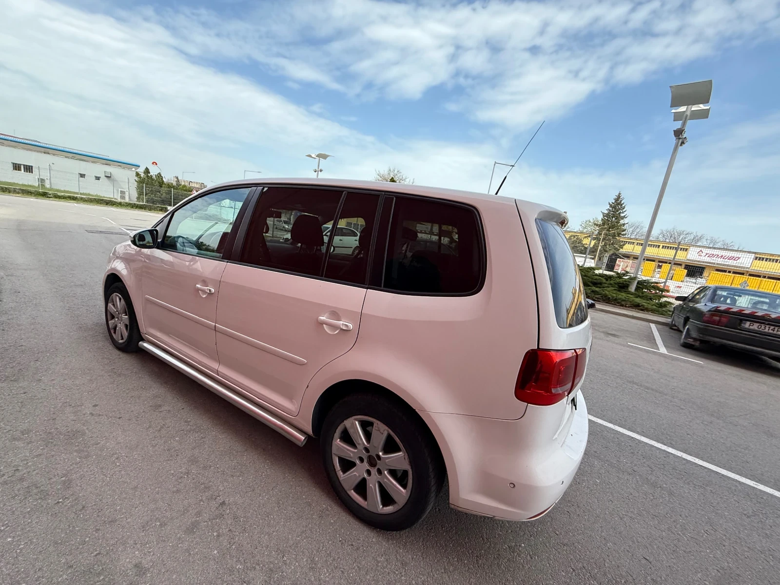 VW Touran ПРОМОЦИЯ* 2.0TDI* DSG* Автоматик - изображение 4