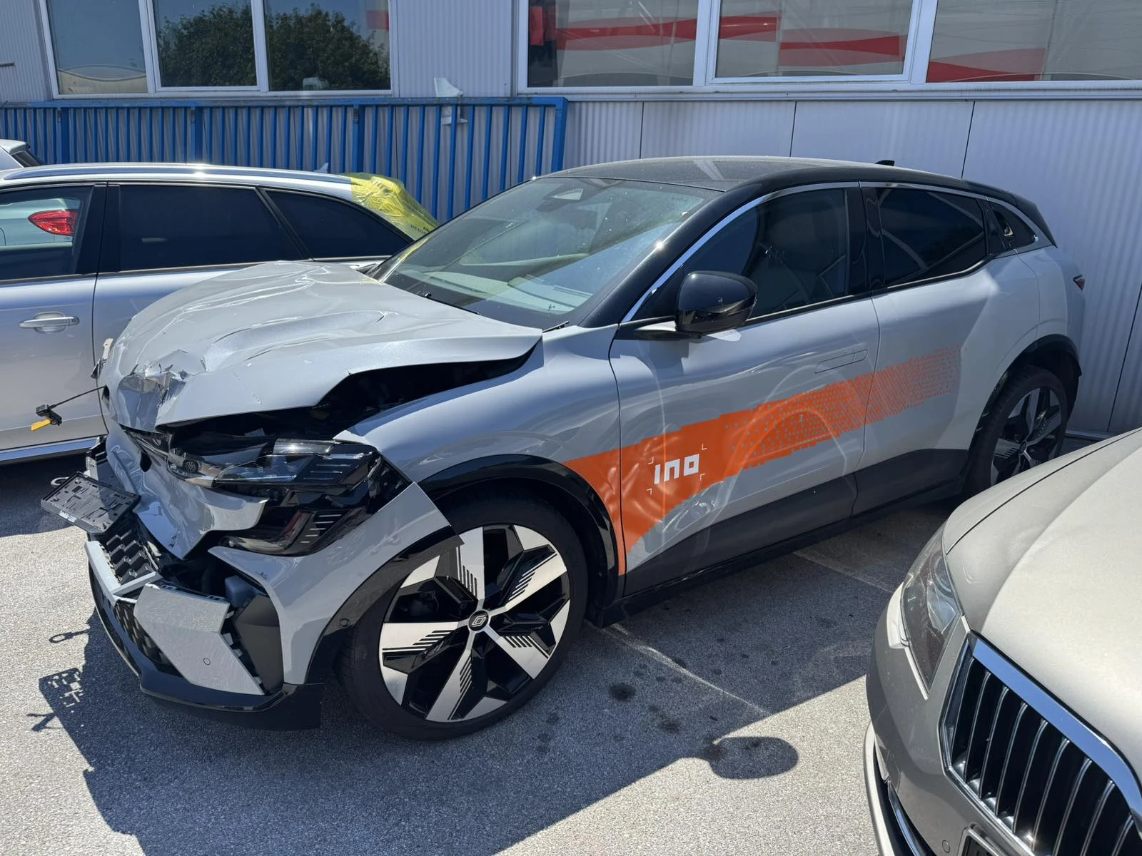 Renault Megane EV69 - изображение 2