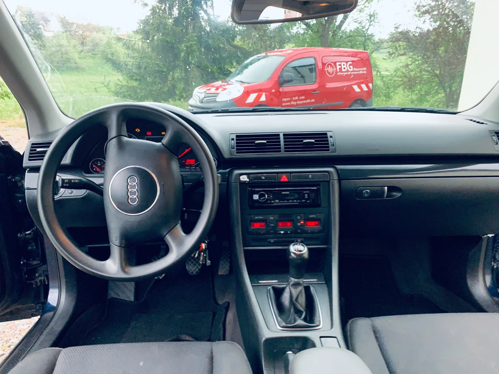 Audi A4 2.0 bendzin 131 ks 2004g  - изображение 7