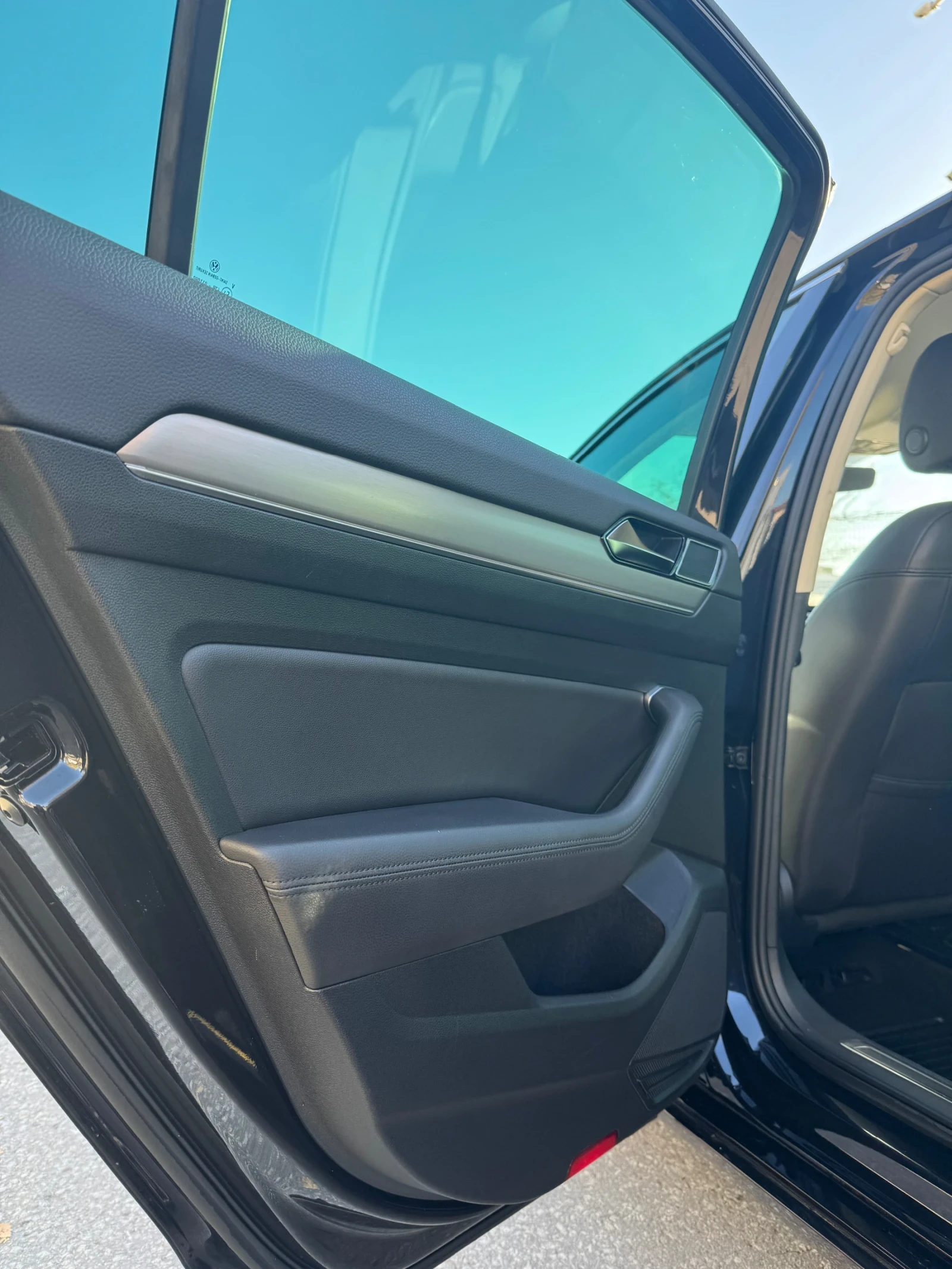 VW Passat 2.0 TDI 4x4 HIGHLINE- 1- ВИ СОБСТВЕНИК - изображение 6