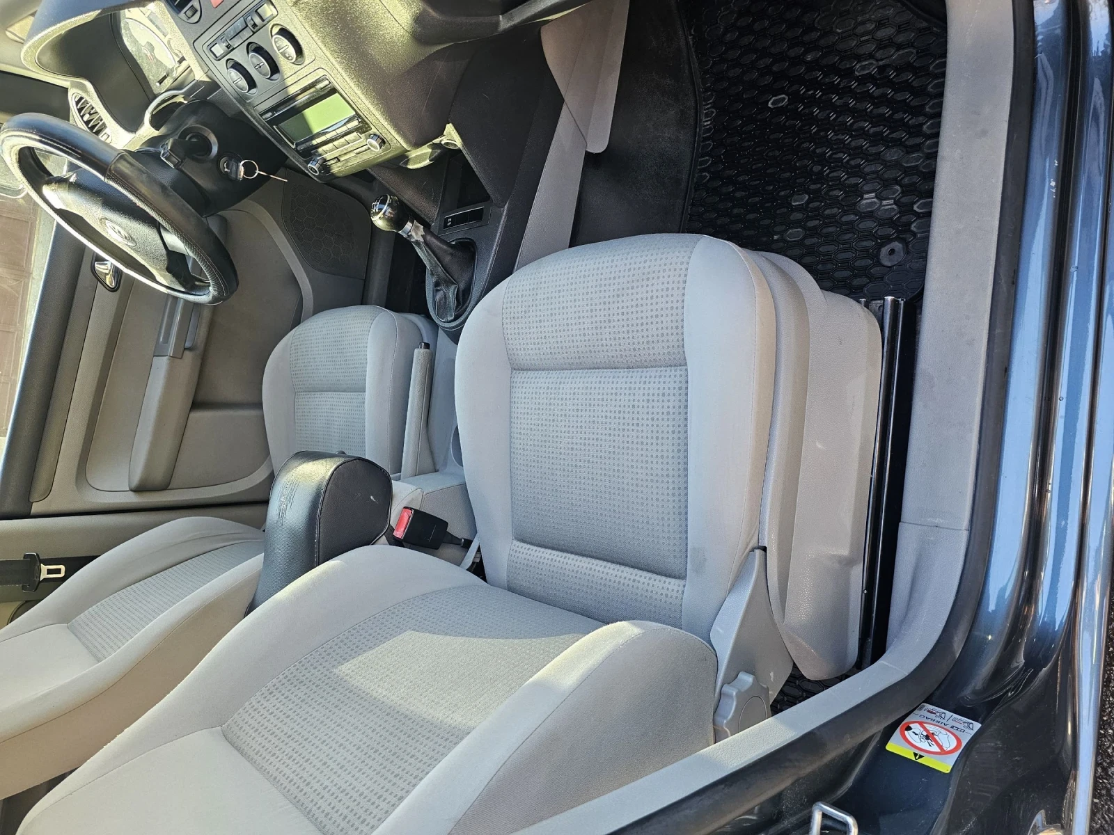 VW Caddy 2.0 TDI | Mobile.bg   9