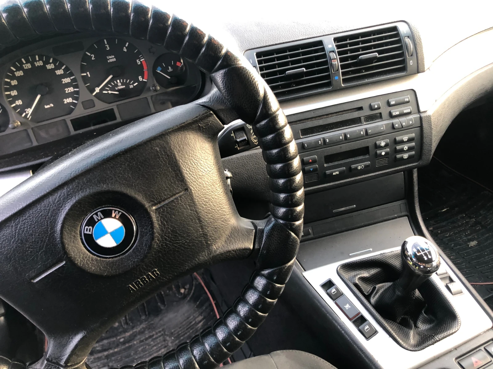 BMW 320 Facelift 6 skorosti - изображение 5