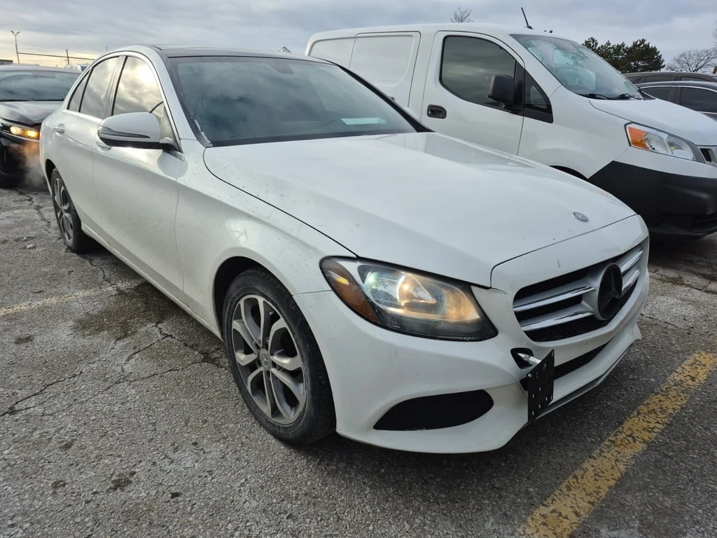 Mercedes-Benz C 300 * CARFAX * БЕЗ ПЪРВОНАЧАЛНА ВНОСКА - изображение 2