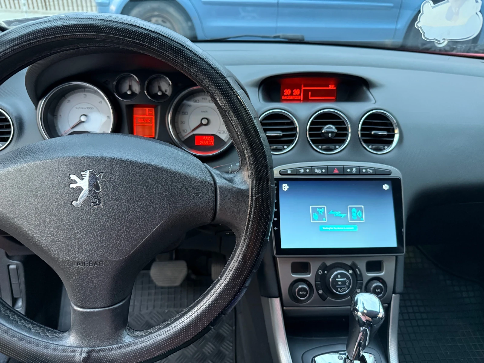 Peugeot 308 2.0 HDI, снимка 11 - Автомобили и джипове - 54083744