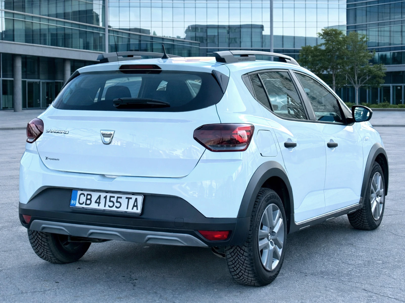 Dacia Sandero STEPWAY 1.0 TCE бензин/газ заводско, снимка 4 - Автомобили и джипове - 53724361