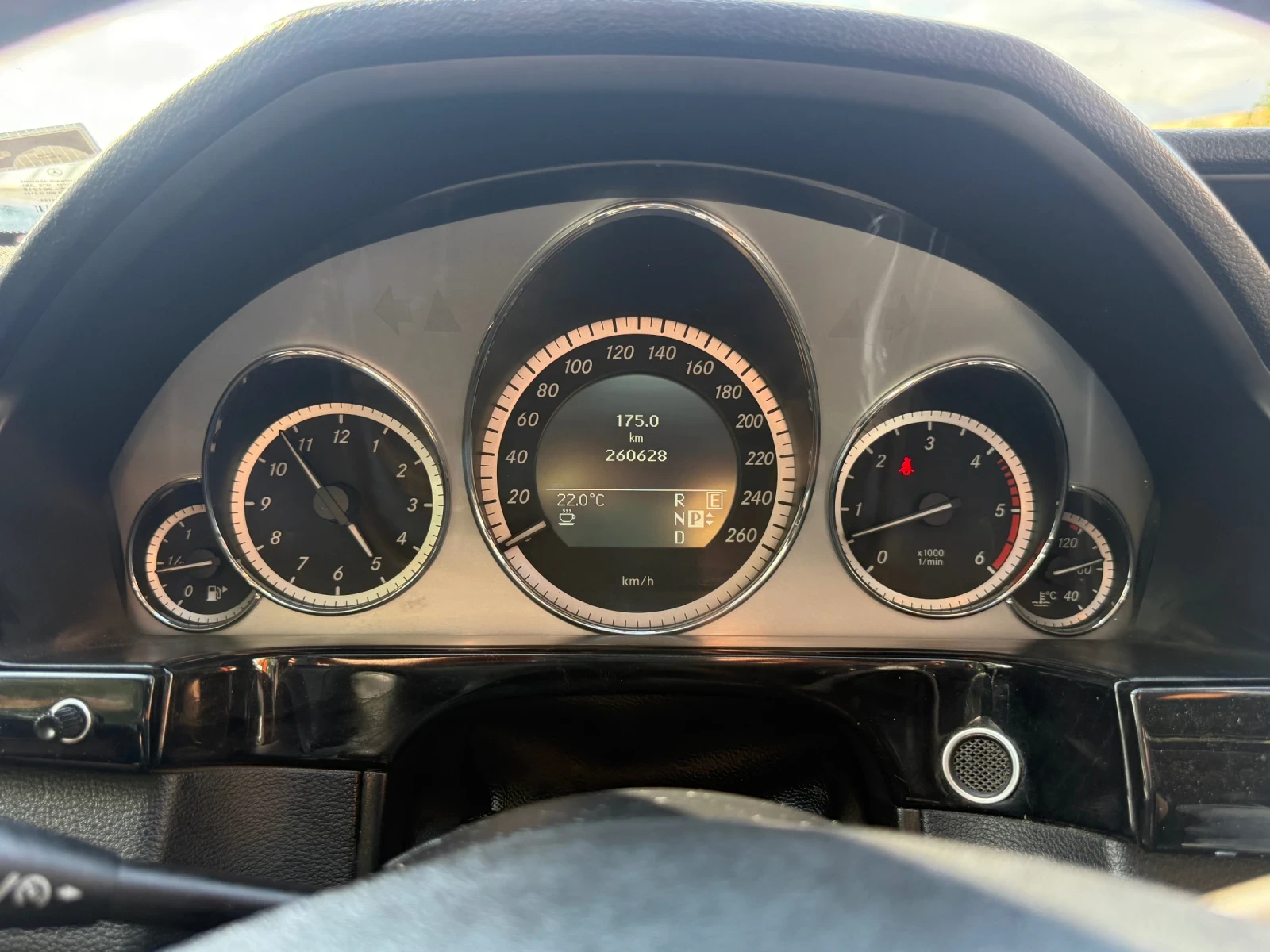 Mercedes-Benz E 350, снимка 2 - Автомобили и джипове - 53967093