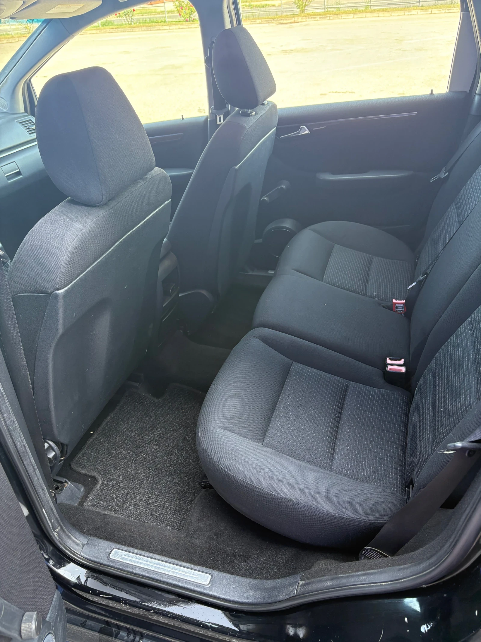 Mercedes-Benz B 200 2.0CDI * 136к.с.* 6 скорости* NAVI, снимка 13 - Автомобили и джипове - 53989278