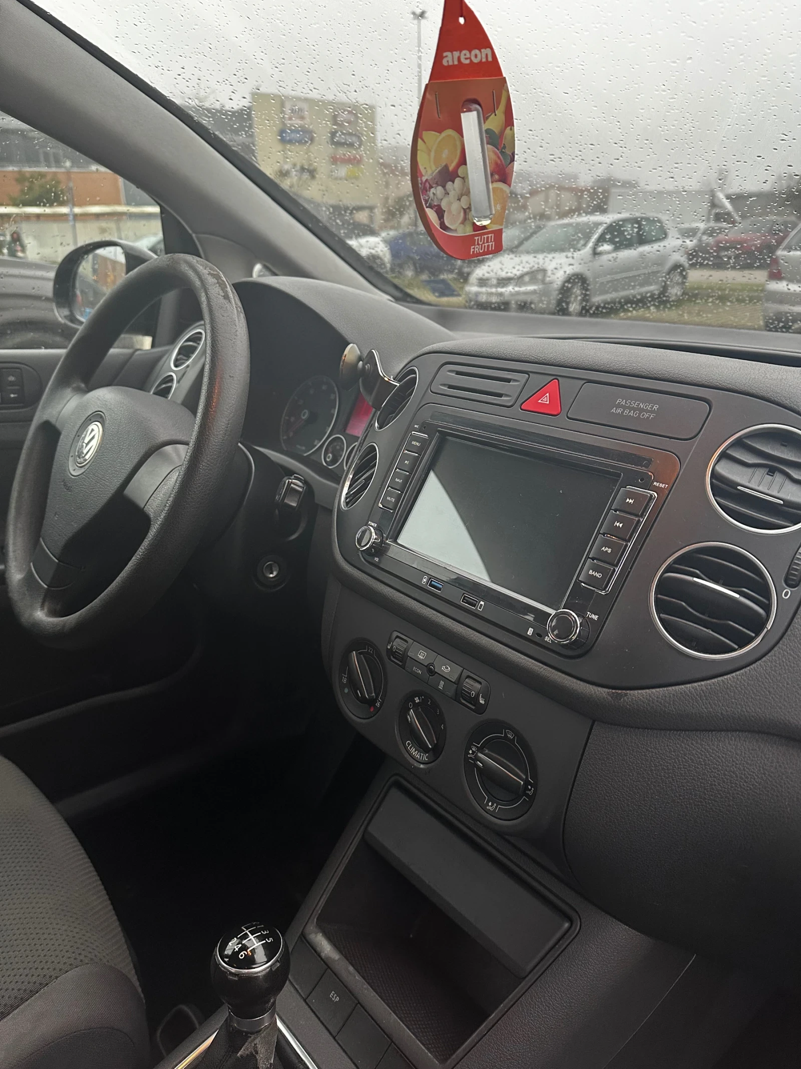 VW Golf Plus, снимка 5 - Автомобили и джипове - 53999751