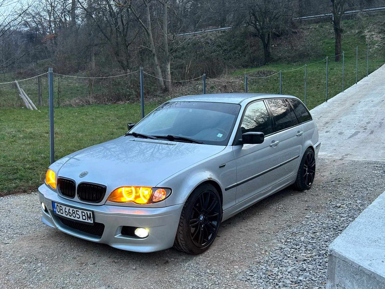 BMW 320, снимка 5 - Автомобили и джипове - 54033428