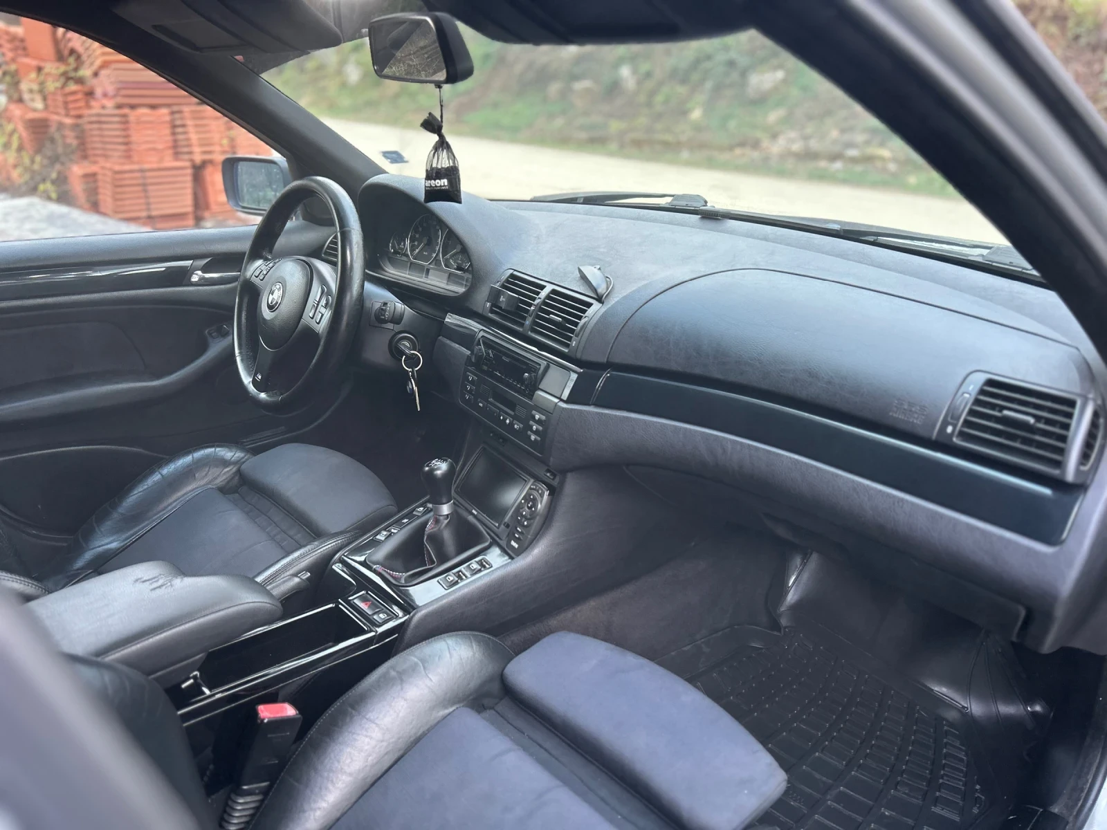 BMW 320, снимка 10 - Автомобили и джипове - 54033428