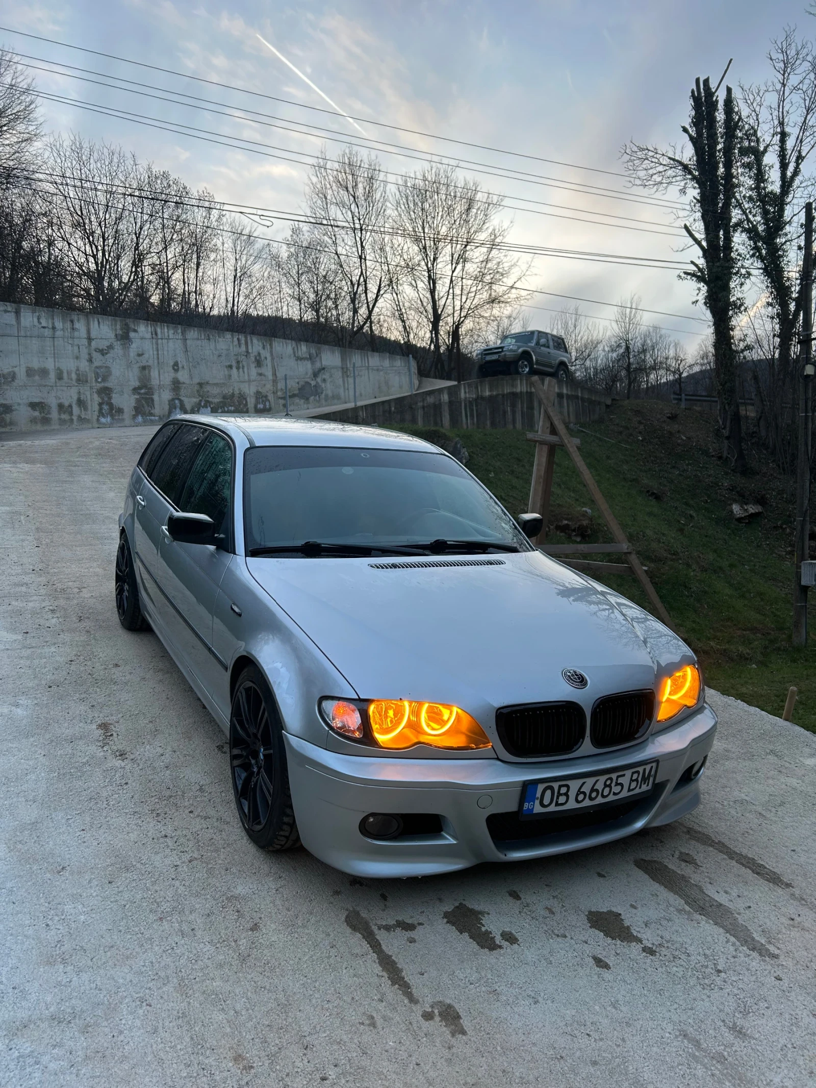 BMW 320, снимка 8 - Автомобили и джипове - 54033428