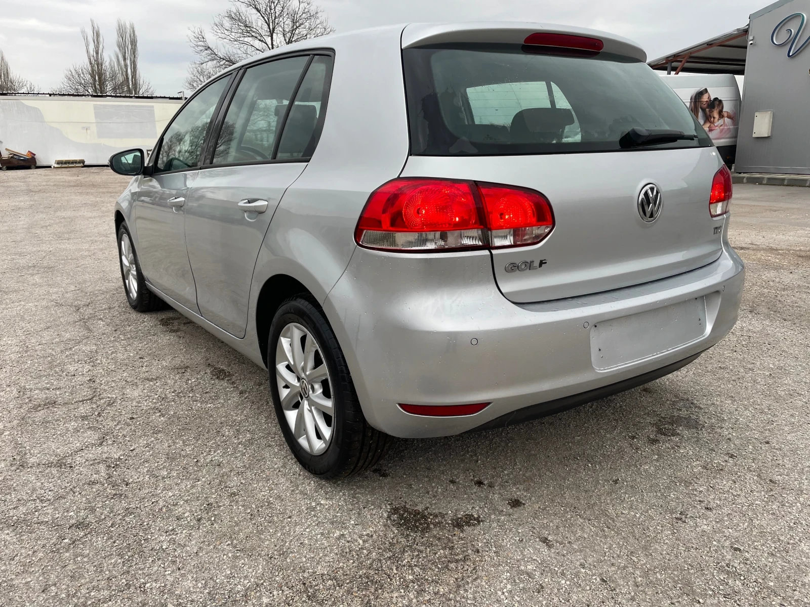 VW Golf, снимка 5 - Автомобили и джипове - 54039437