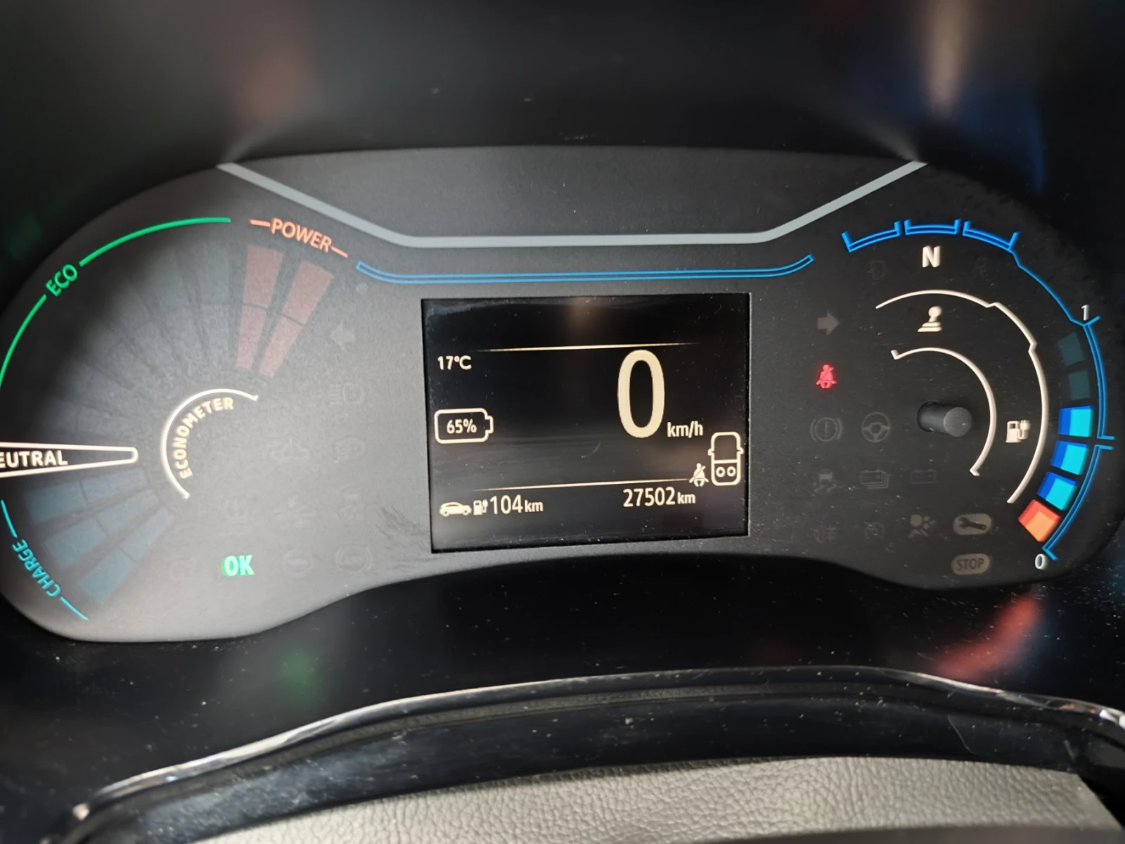 Dacia Spring, снимка 8 - Автомобили и джипове - 54413293