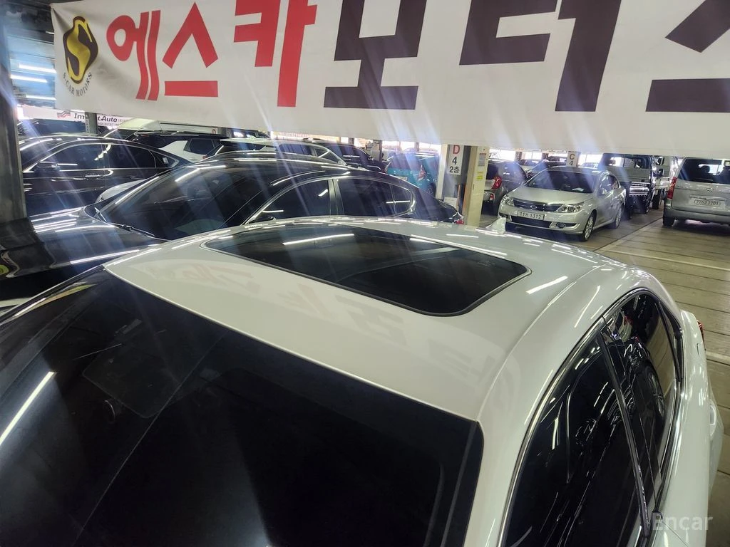Lexus IS 300 SUPREME* ПОДГРЕВ* ОБДУХВАНЕ* КАМЕРА* КЕЙЛЕС* , снимка 5 - Автомобили и джипове - 54580818