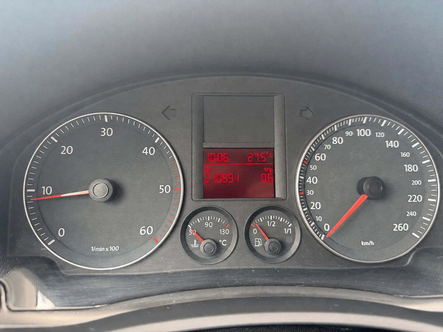 VW Golf 5* 1.9* Топ състояние , снимка 17 - Автомобили и джипове - 54734045