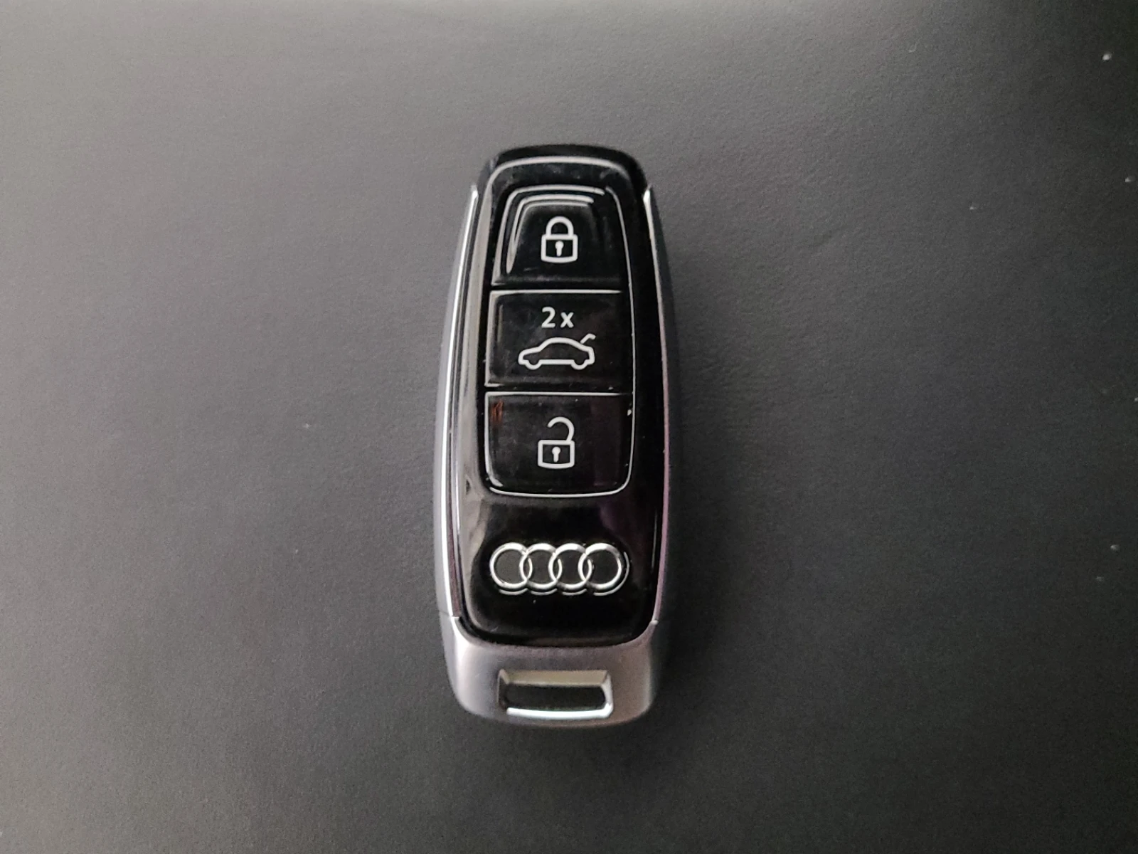 Audi E-Tron TECHNIK, снимка 12 - Автомобили и джипове - 54757221