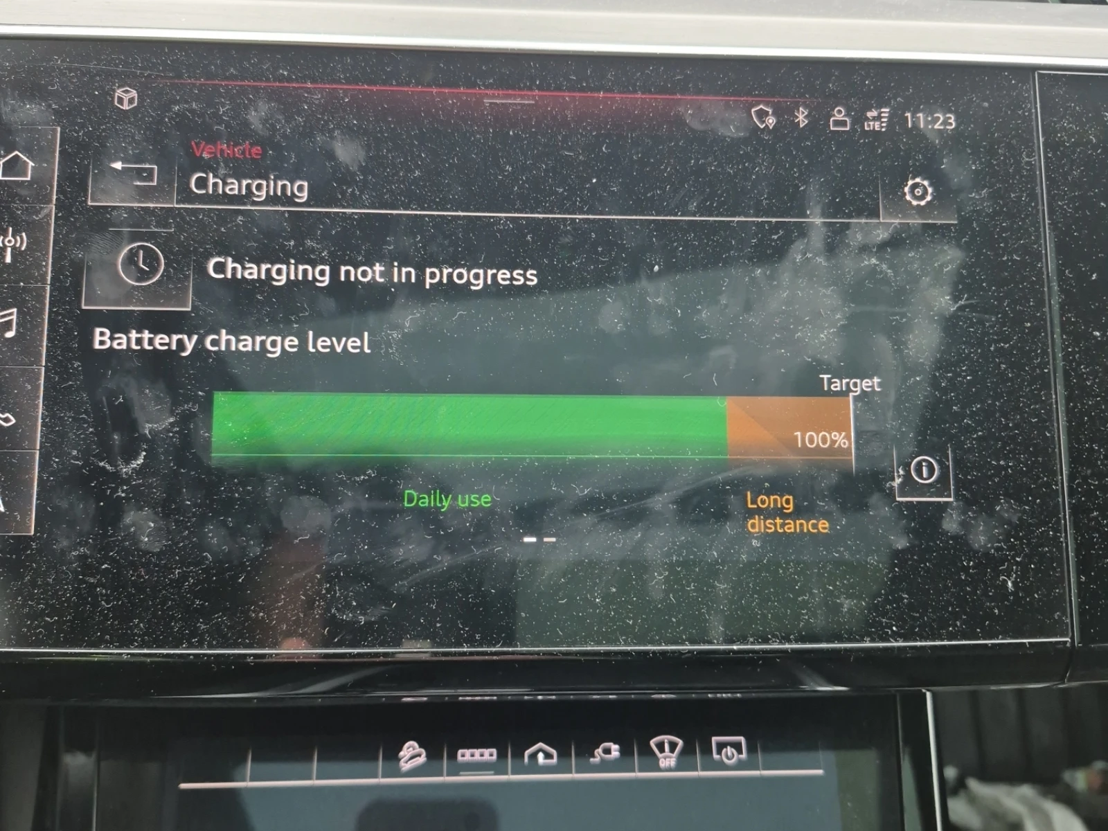Audi E-Tron TECHNIK, снимка 13 - Автомобили и джипове - 54757221