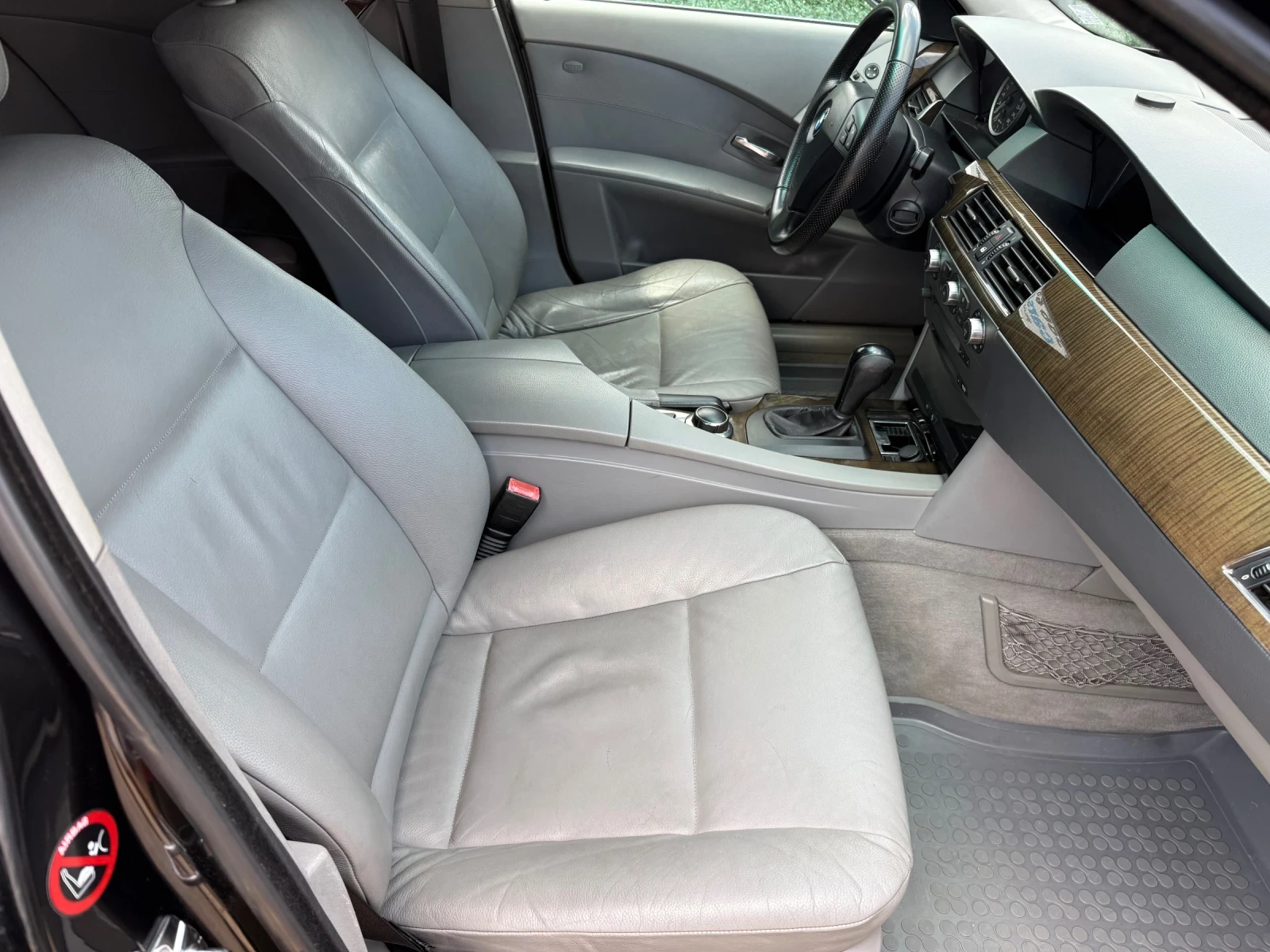 BMW 525 177h.p* AUTOMATIC* NAVIGATION* РЕГИСТРИРАН* ОБСЛУЖ, снимка 15 - Автомобили и джипове - 55069658