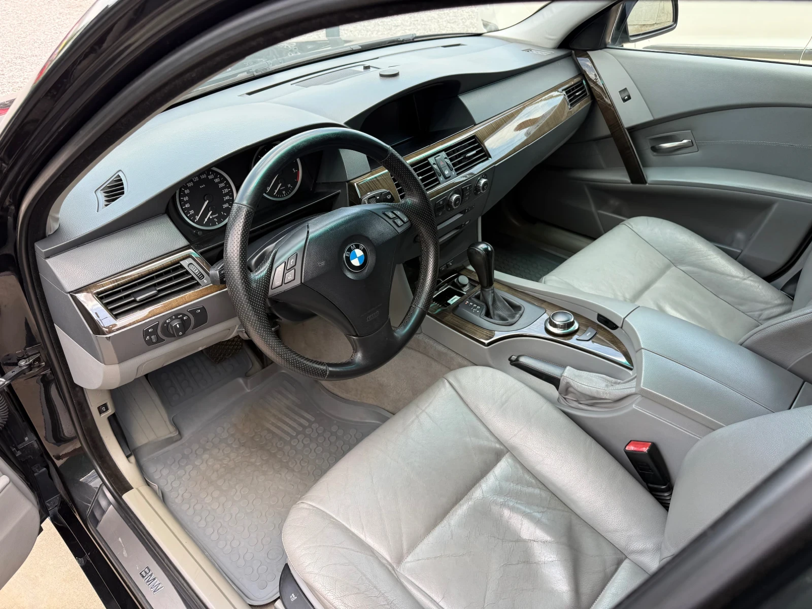 BMW 525 177h.p* AUTOMATIC* NAVIGATION* РЕГИСТРИРАН* ОБСЛУЖ, снимка 9 - Автомобили и джипове - 55069658