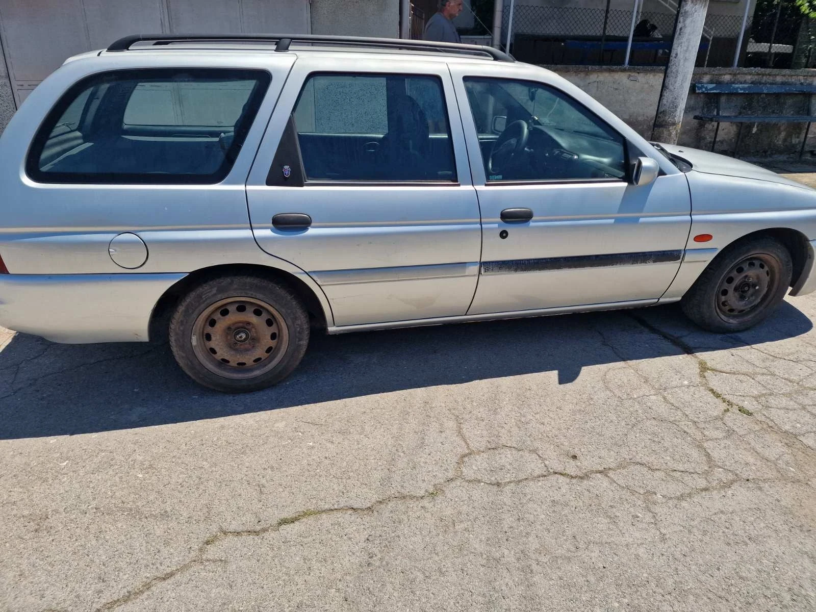 Ford Escort, снимка 4 - Автомобили и джипове - 55079956