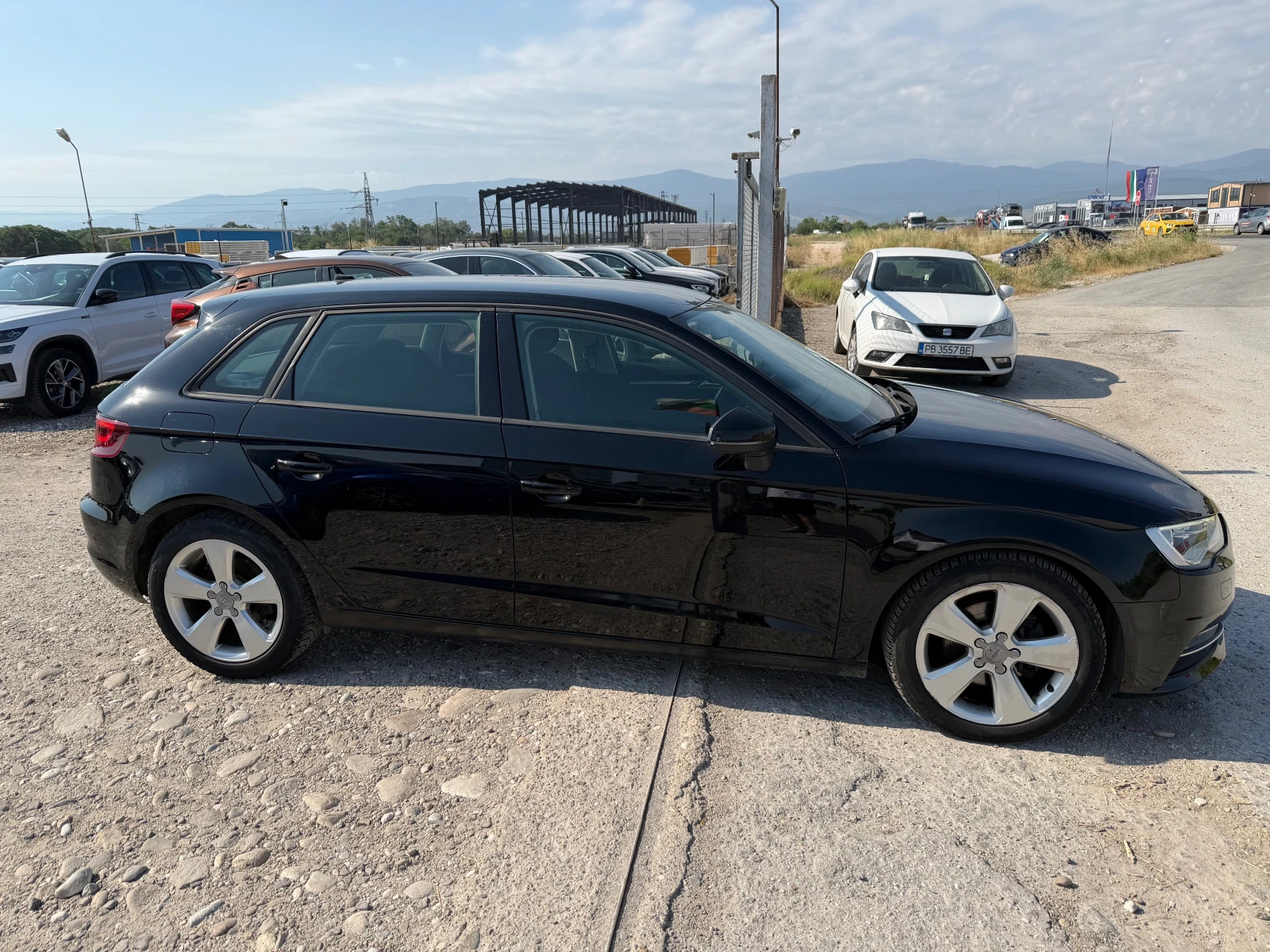 Audi A3 2.0TDI Автопилот, снимка 4 - Автомобили и джипове - 55119235