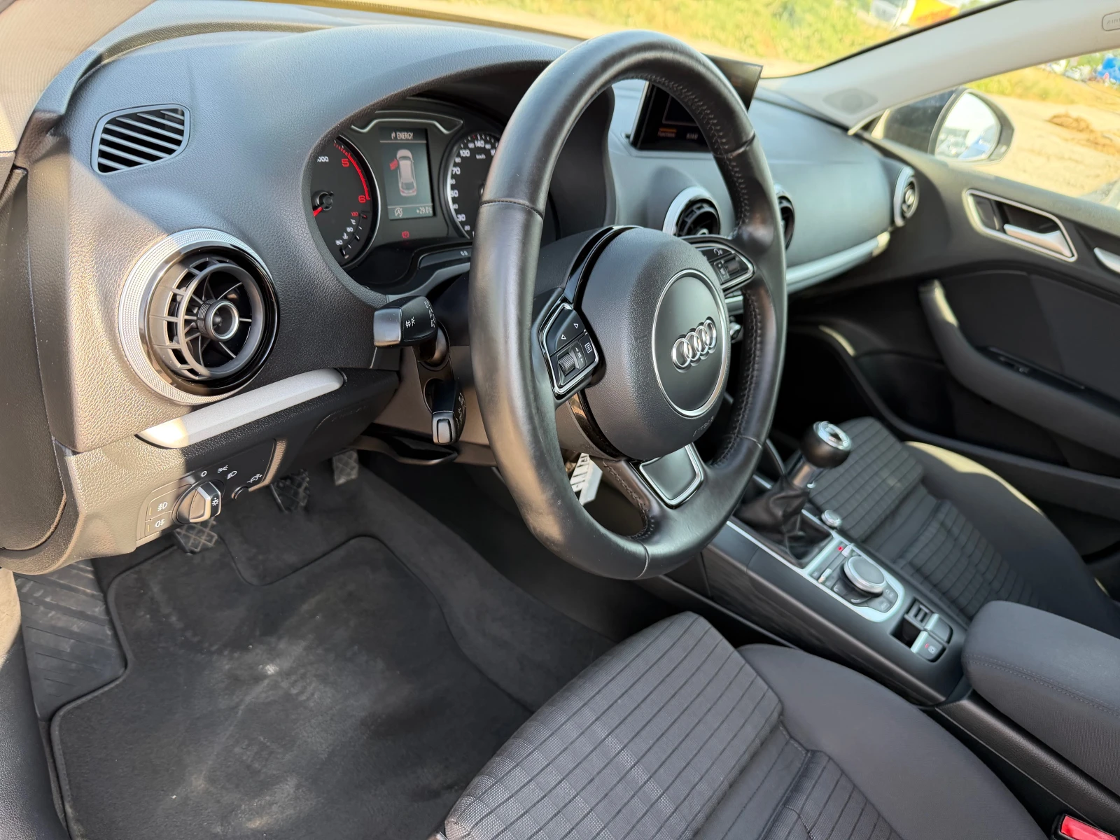 Audi A3 2.0TDI Автопилот, снимка 10 - Автомобили и джипове - 55119235