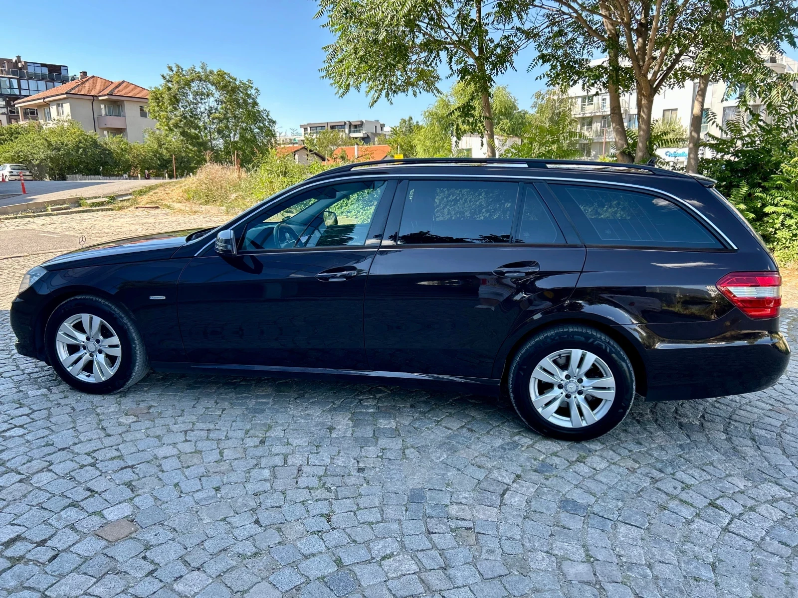 Mercedes-Benz E 350 265 HP 7G TRONIC, снимка 7 - Автомобили и джипове - 55243784