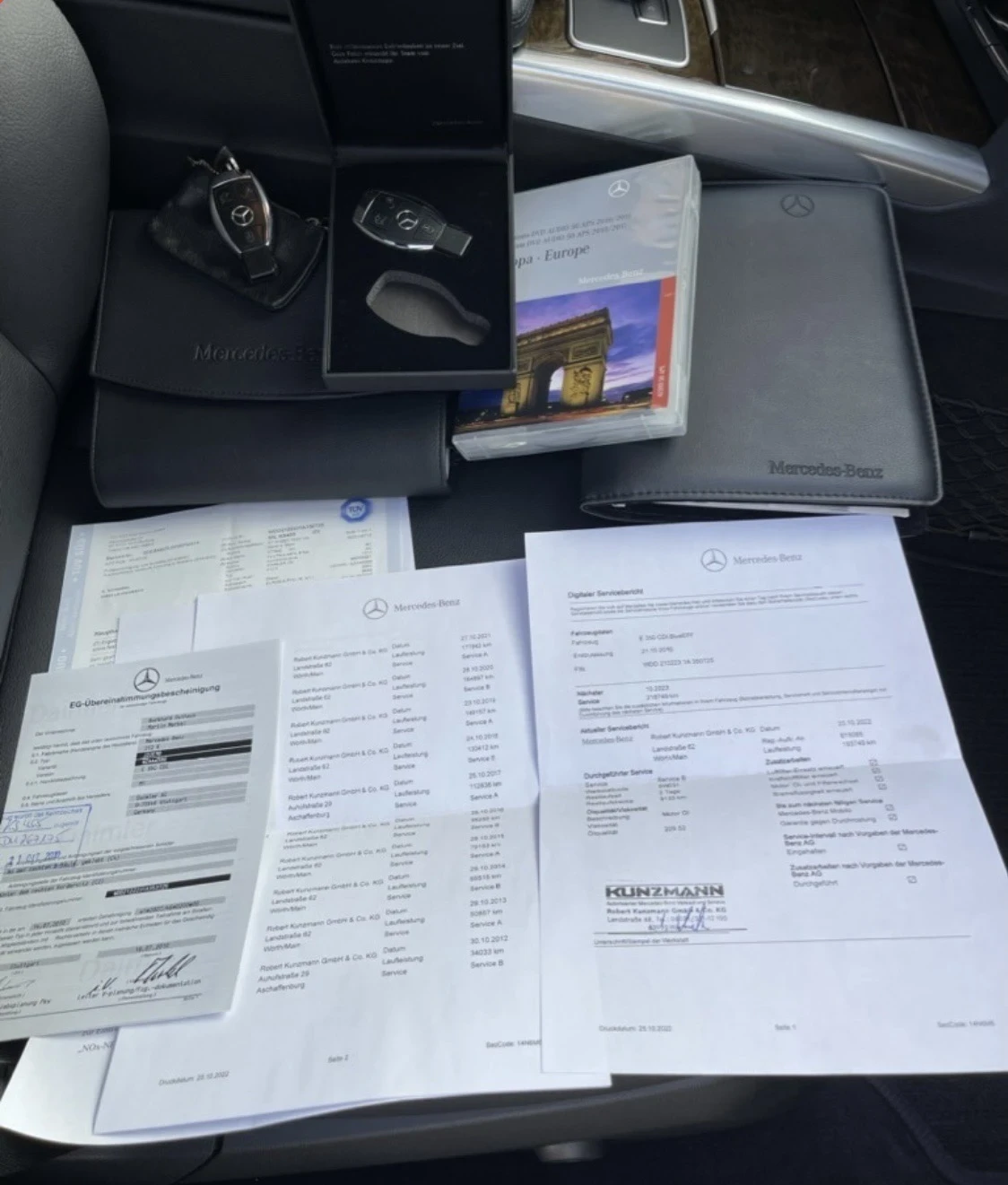 Mercedes-Benz E 350 265 HP 7G TRONIC, снимка 15 - Автомобили и джипове - 55243784