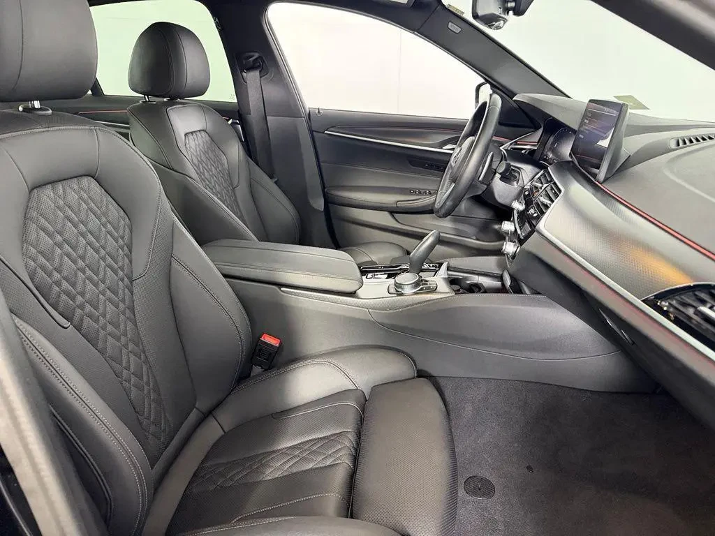 BMW 540 I, снимка 14 - Автомобили и джипове - 55577807