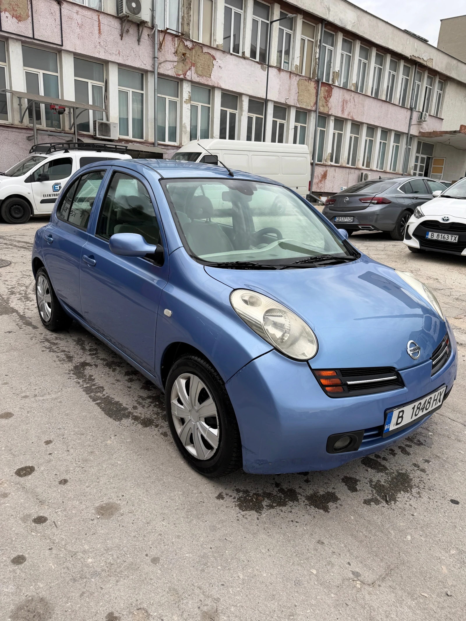 Nissan Micra