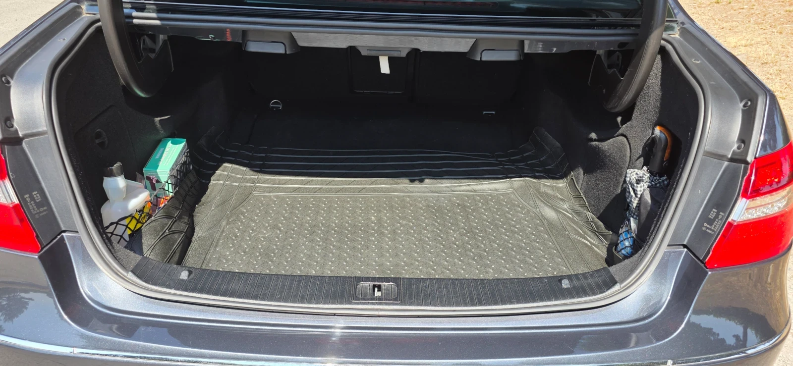 Mercedes-Benz E 350, снимка 12 - Автомобили и джипове - 56077337
