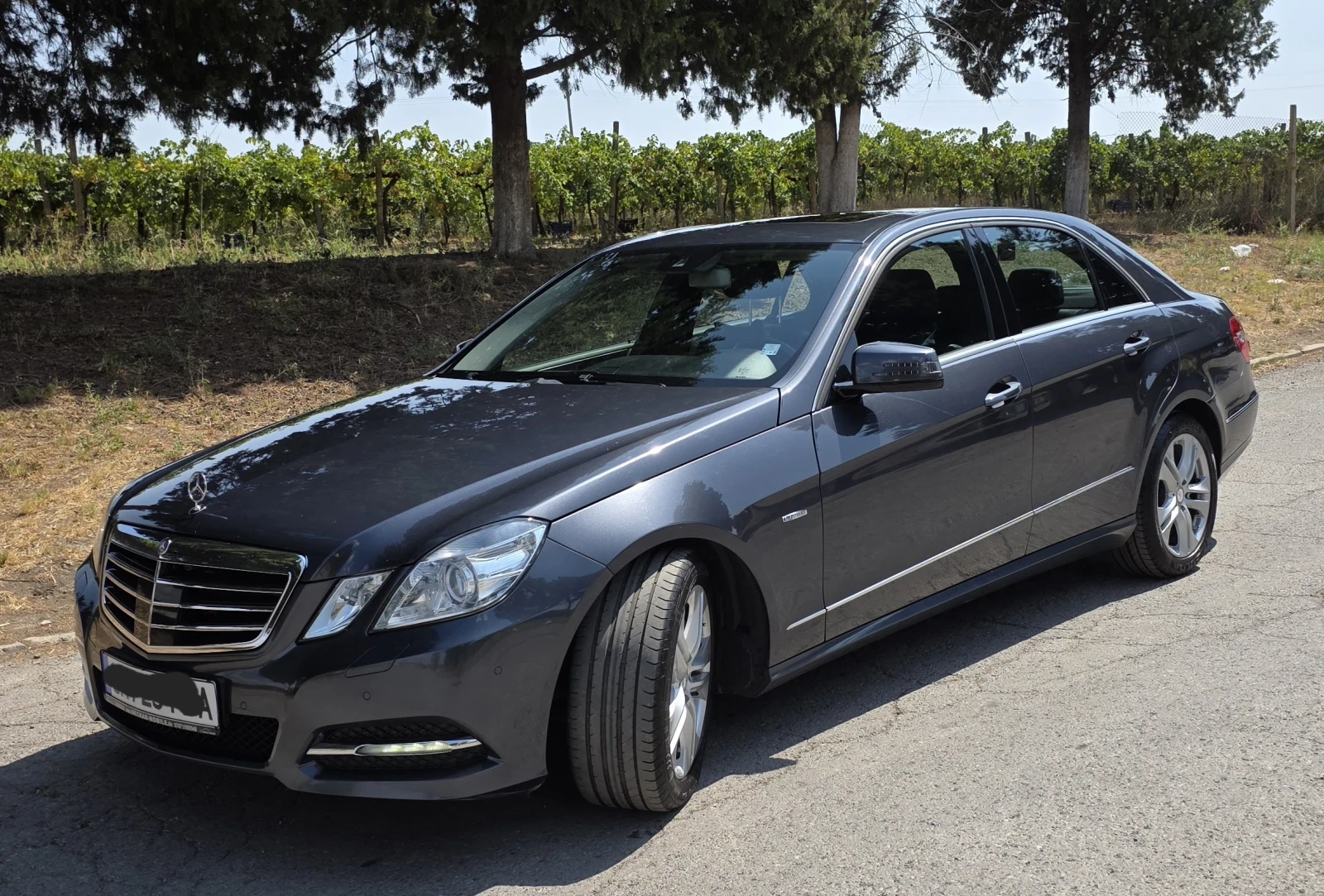 Mercedes-Benz E 350, снимка 2 - Автомобили и джипове - 56077337