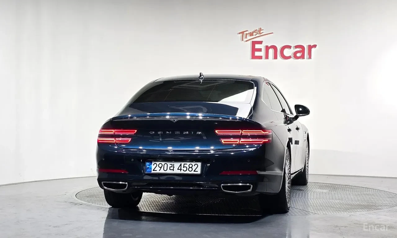 Genesis G80 Gasoline 3.5 Turbo 2WD* КАМЕРА* ХЕДЪП* АВТОКРЕДИТ*, снимка 4 - Автомобили и джипове - 56117287