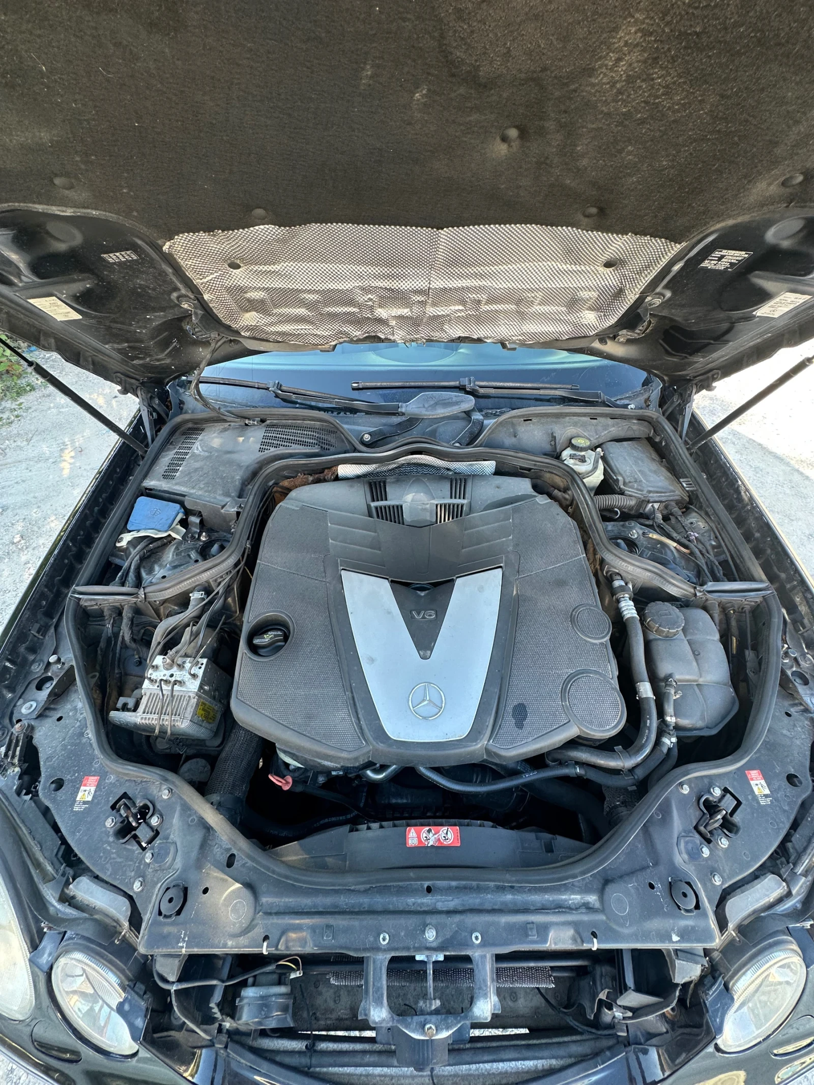 Mercedes-Benz E 320 4 Matic/ Сервизна история, снимка 16 - Автомобили и джипове - 56176989