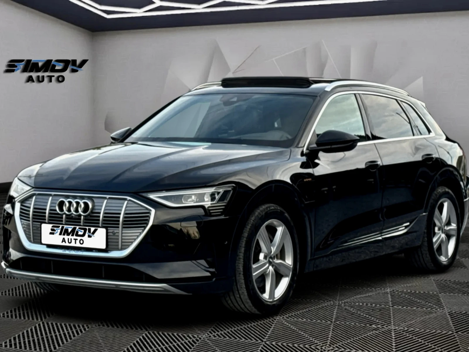 Audi E-Tron 55 S-LINE 87000КМ. ПАНОРАМА HEAD-UP KEYLESSGO КАМЕ
