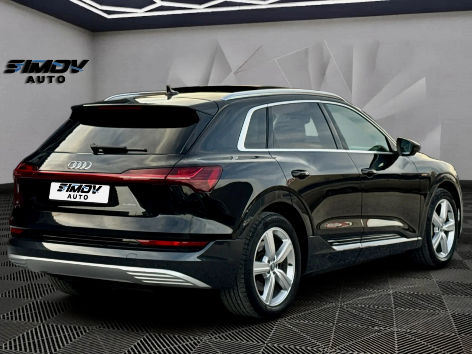 Audi E-Tron 55 S-LINE 87000��. �������� HEAD-UP KEYLESSGO ���� | Mobile.bg � ����������� 2