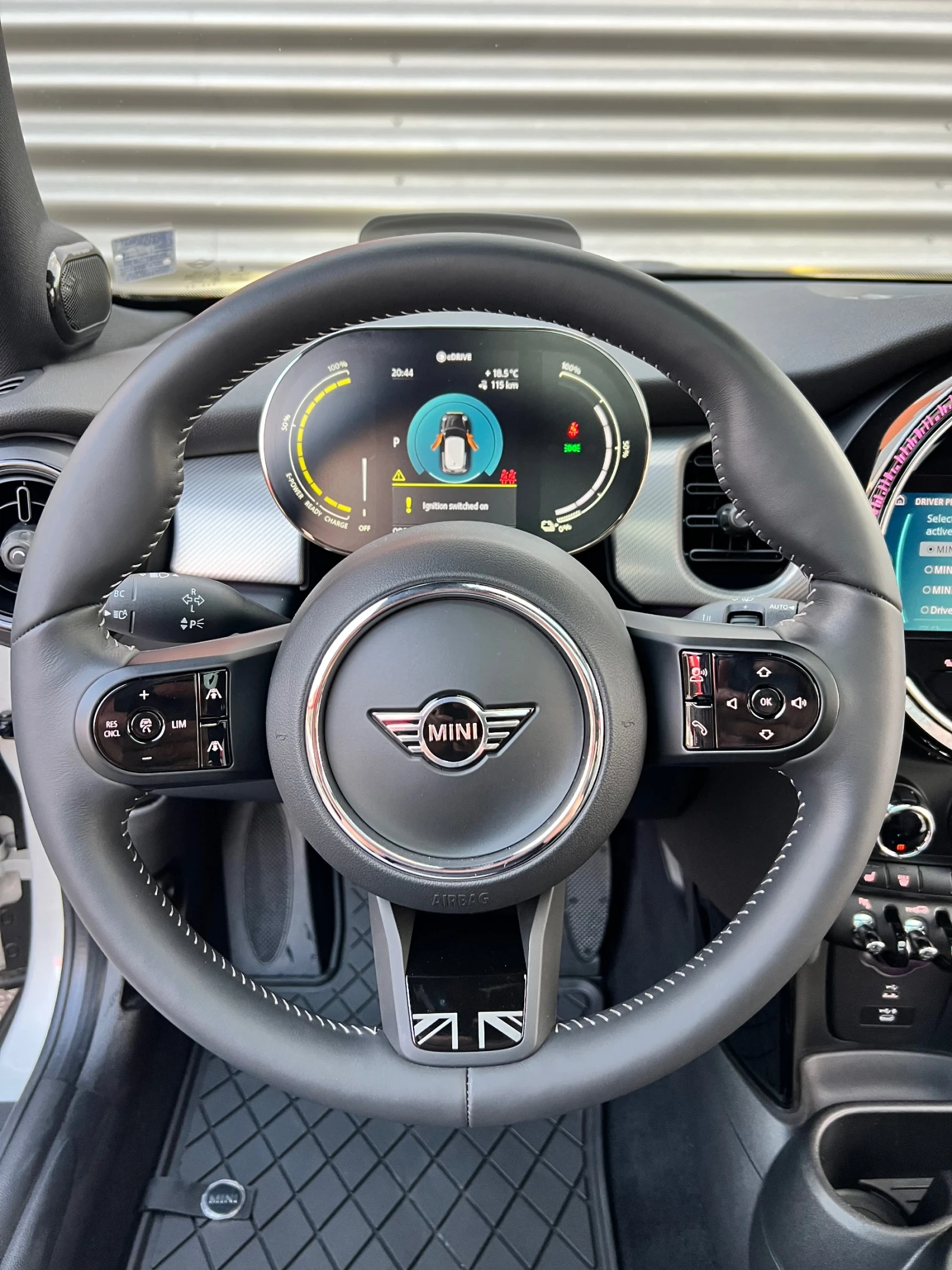 Mini Cooper s Yours Trim XL, снимка 11 - Автомобили и джипове - 56434698