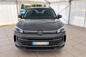 VW Tiguan 4Motion 193 к.с. DSG DCC Pro / HUD / 12м.Гаранция, снимка 1