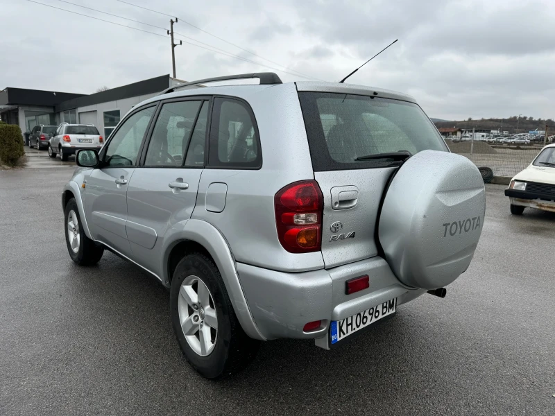 Toyota Rav4 2.0D4D, снимка 3 - Автомобили и джипове - 47979978