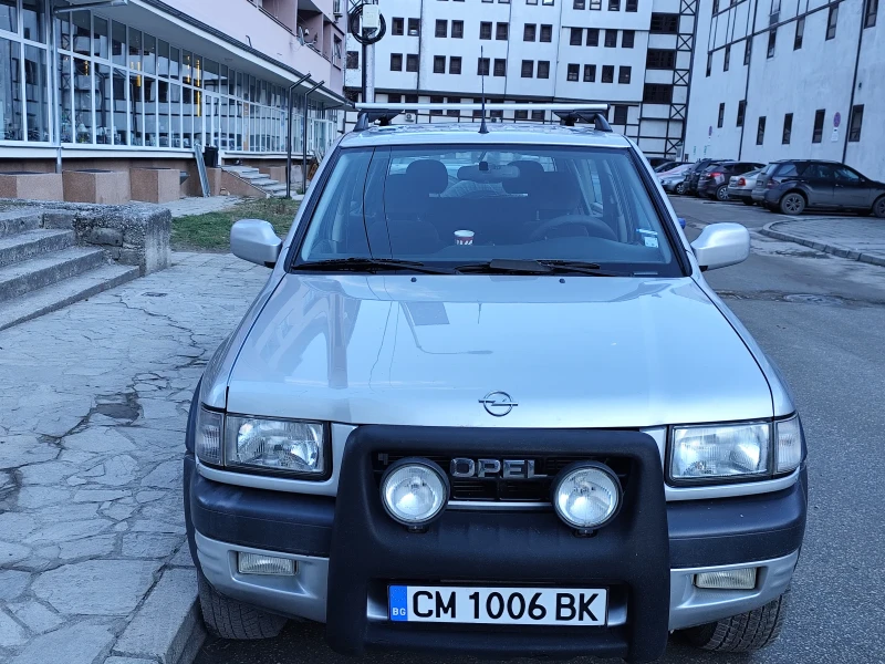 Opel Frontera, снимка 1 - Автомобили и джипове - 48601925