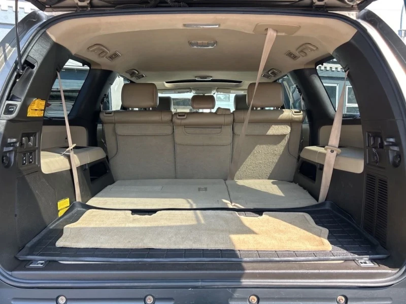 Toyota Sequoia LIMITED* ЗАЩИТЕНО КУПЕ* * ПОДГРЕВ* 5.7* KEYLESS* 4, снимка 12 - Автомобили и джипове - 52317741