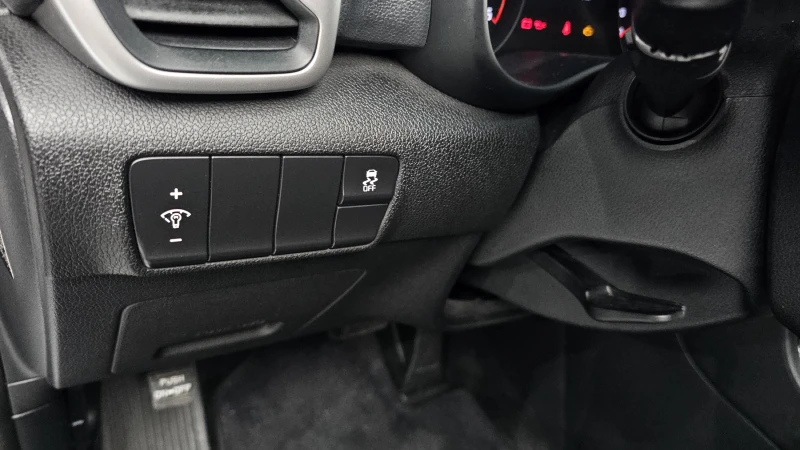 Kia Sportage 2.0 2WD NOBLESSE autogeorge.com , снимка 15 - Автомобили и джипове - 52176597