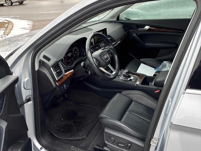 Audi Q5 * Technik * CARFAX * БЕЗ ПЪРВОНАЧАЛНА ВНОСКА, снимка 5 - Автомобили и джипове - 53091030