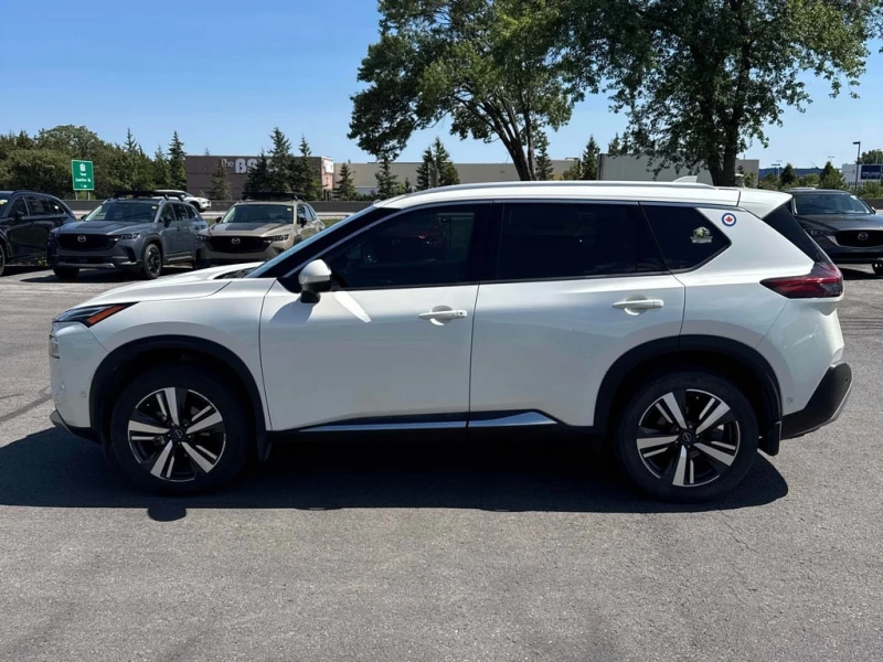 Nissan Rogue * Platinum * CARFAX * БЕЗ ПЪРВОНАЧАЛНА ВНОСКА, снимка 2 - Автомобили и джипове - 53110882