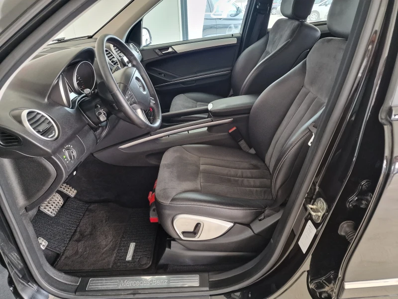 Mercedes-Benz ML 320 3.0 224kc  4MATIC TOP, снимка 10 - Автомобили и джипове - 53191260