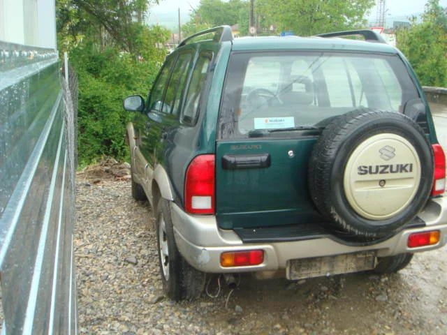 Suzuki Grand vitara 2.0HDI, снимка 2 - Автомобили и джипове - 46834323