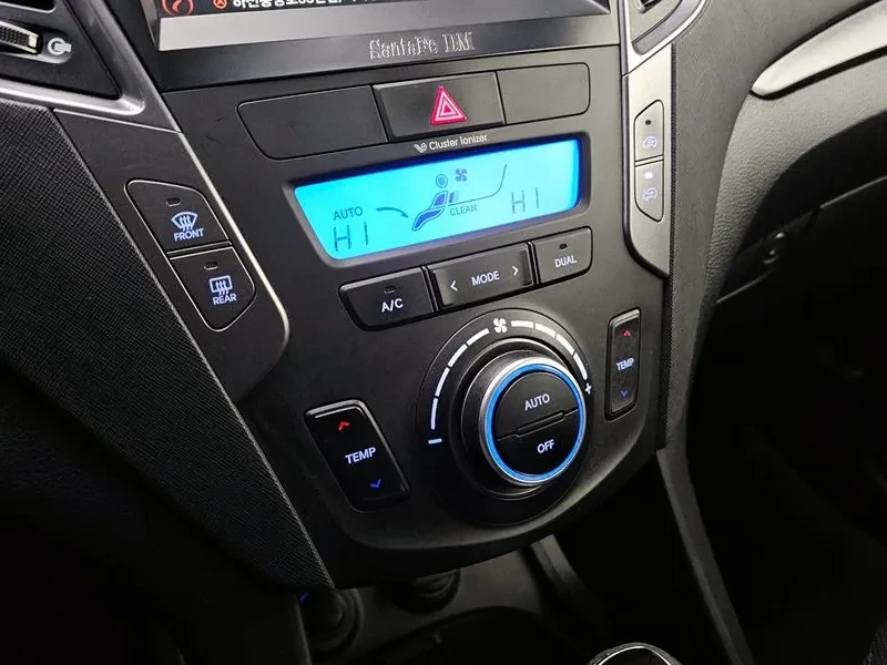 Hyundai Santa fe 2.0, снимка 15 - Автомобили и джипове - 54256841